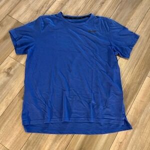 Nike Blue Athletic Workout Shirt Men Large Bin K-38